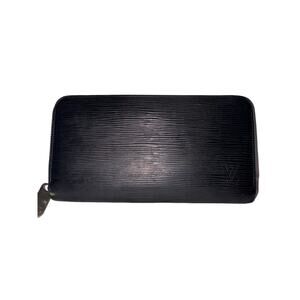Vintage Louis Vuitton Womens Black Epi Zippy Wallet